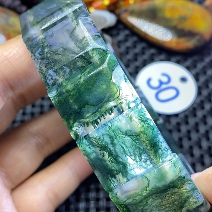 玛瑙/玉髓颈饰未镶嵌昆*