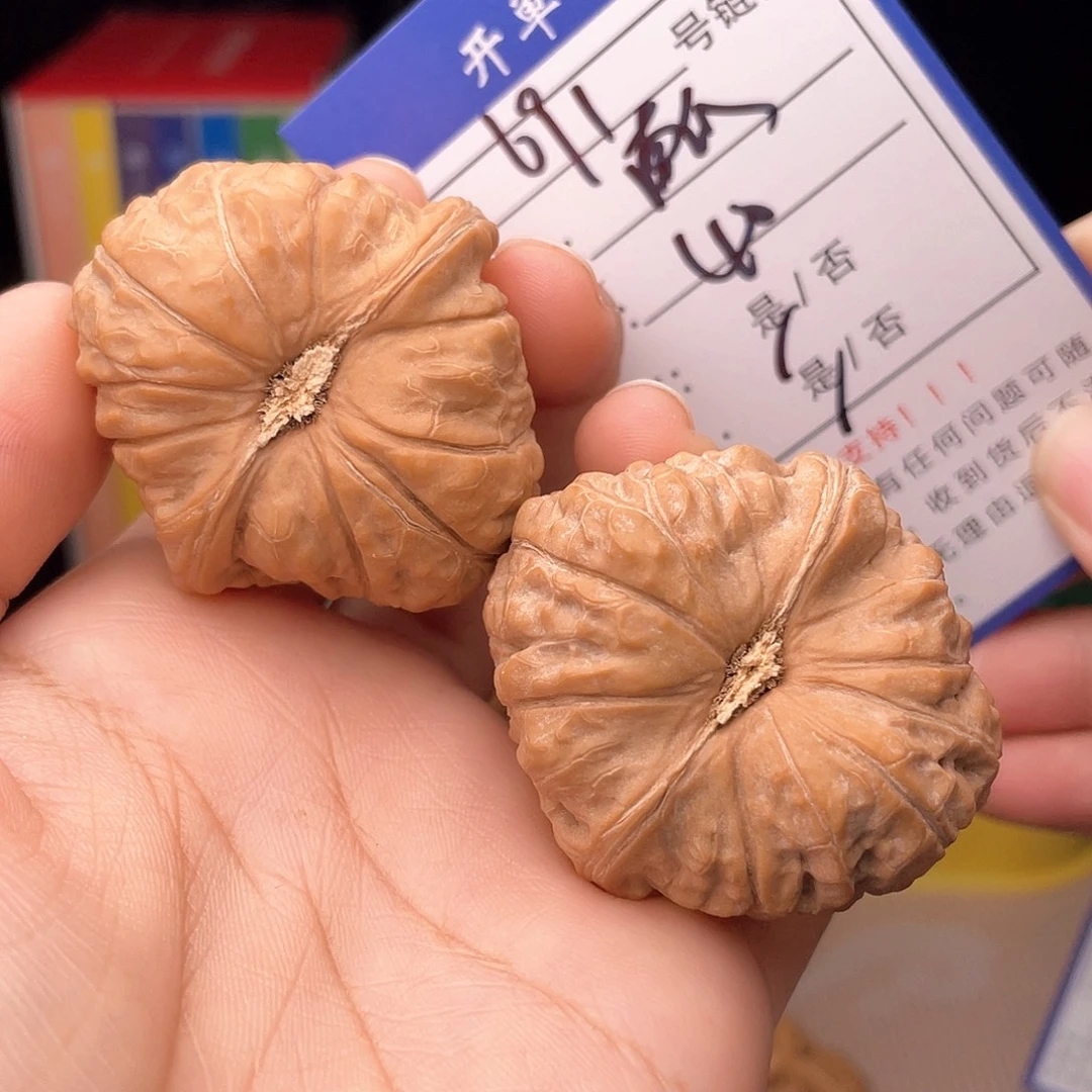 核桃文玩手捻核桃691