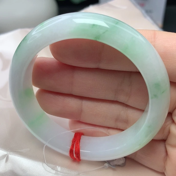 翡翠手镯未镶嵌54545555555