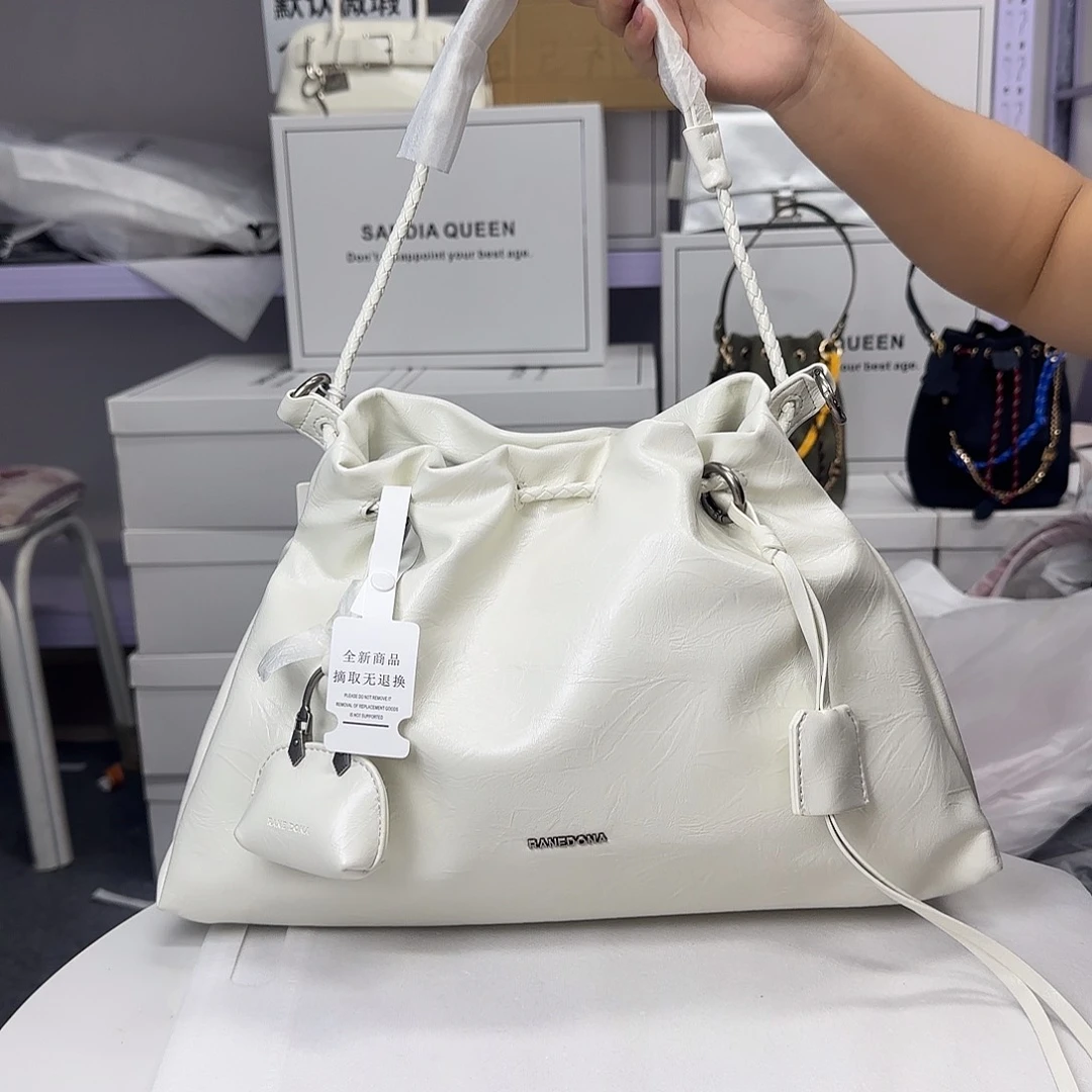 PU广州小众品牌包包