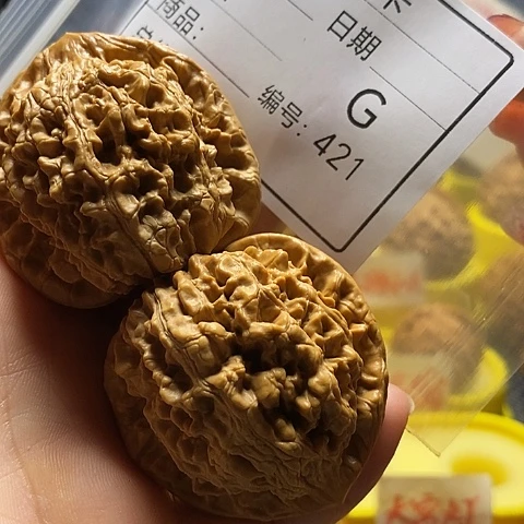 ꧁***꧂桃核吊坠自产自销……