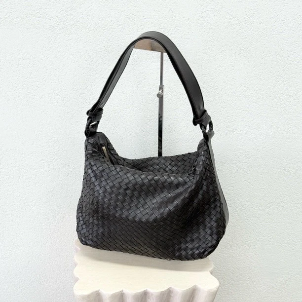 95新 BOTTEGA VENETA/葆蝶家 乌木棕编织两用饭盒斜挎包