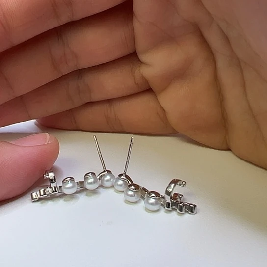 银S925镶嵌耳饰淡水珍珠?****z