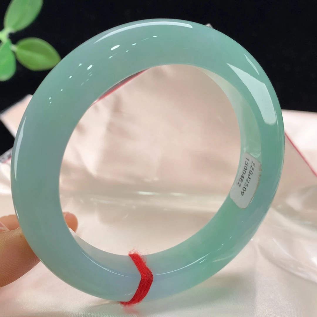 翡翠未镶嵌手镯0482