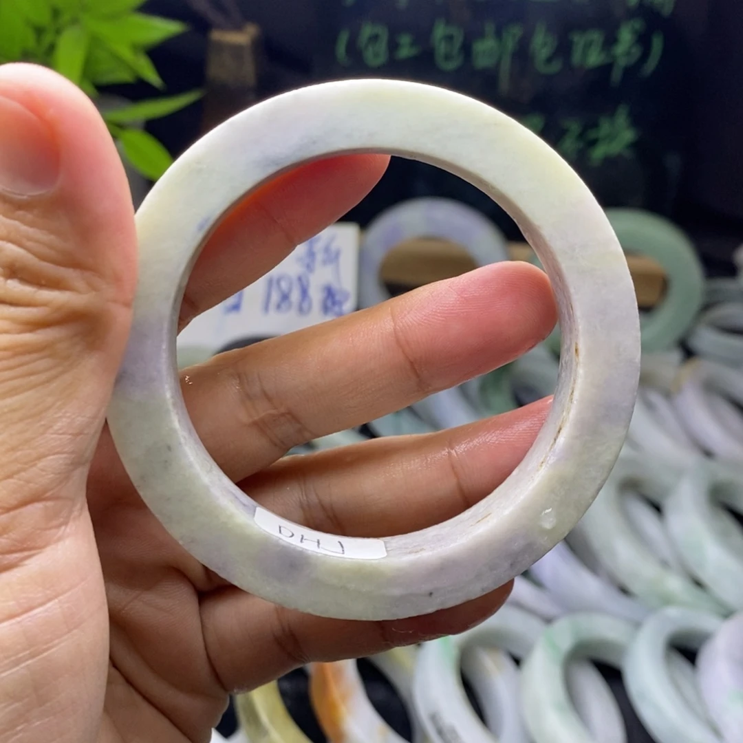 未镶嵌手镯定制翡翠