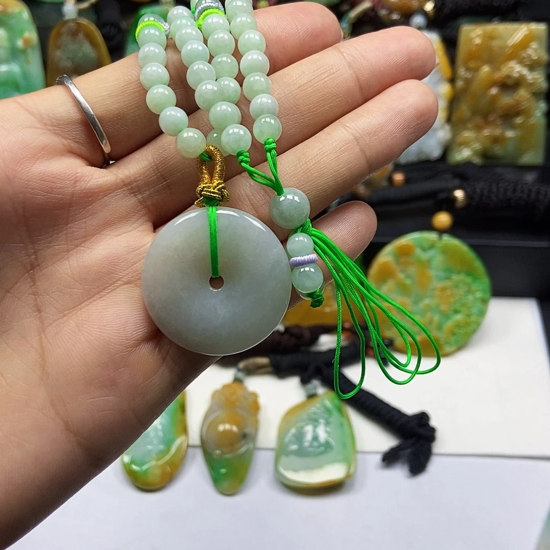 翡翠未镶嵌颈饰天然翡翠A货