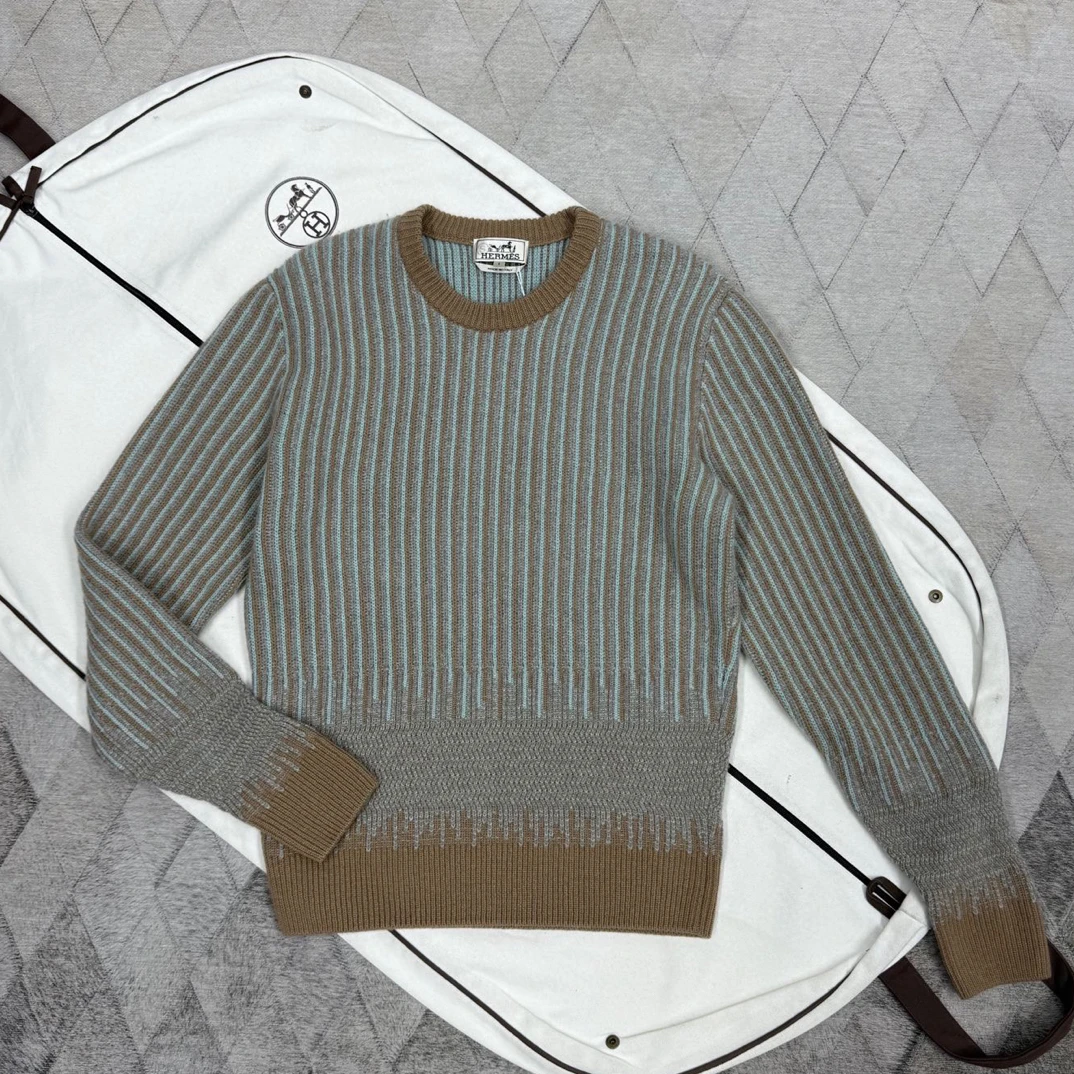 未使用 Hermes/爱马仕 135194 男款圣诞限定山羊绒毛衣