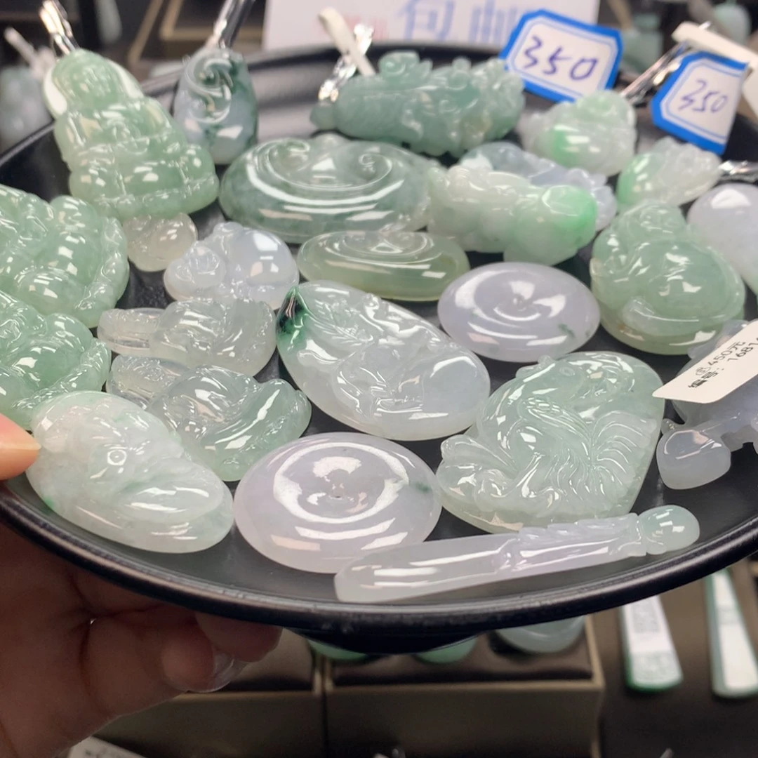 翡翠未镶嵌颈饰一口价福利宠粉 任选一件