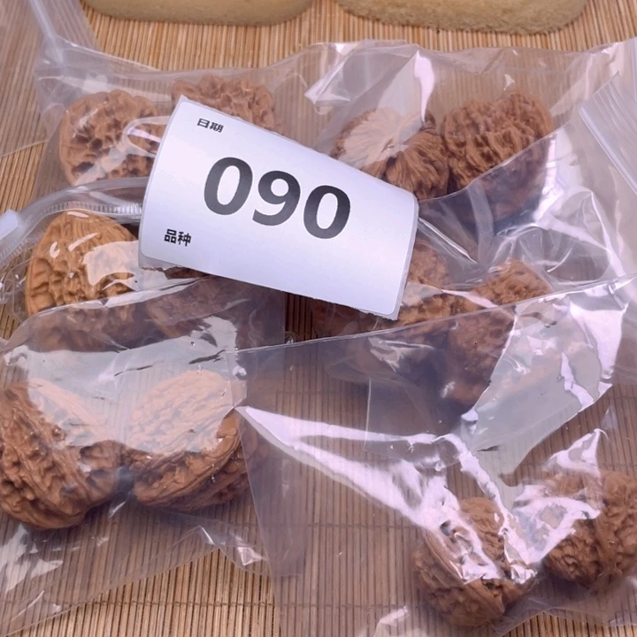 文玩核桃把件90号6对