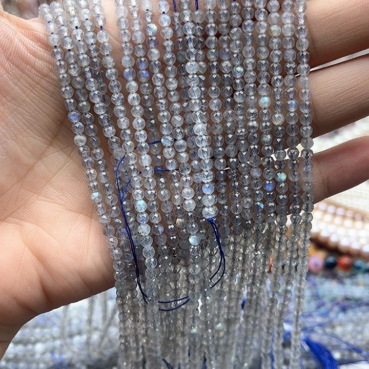 未镶嵌玛瑙/玉髓珠宝半成品一条3mm左右灰月光刻面