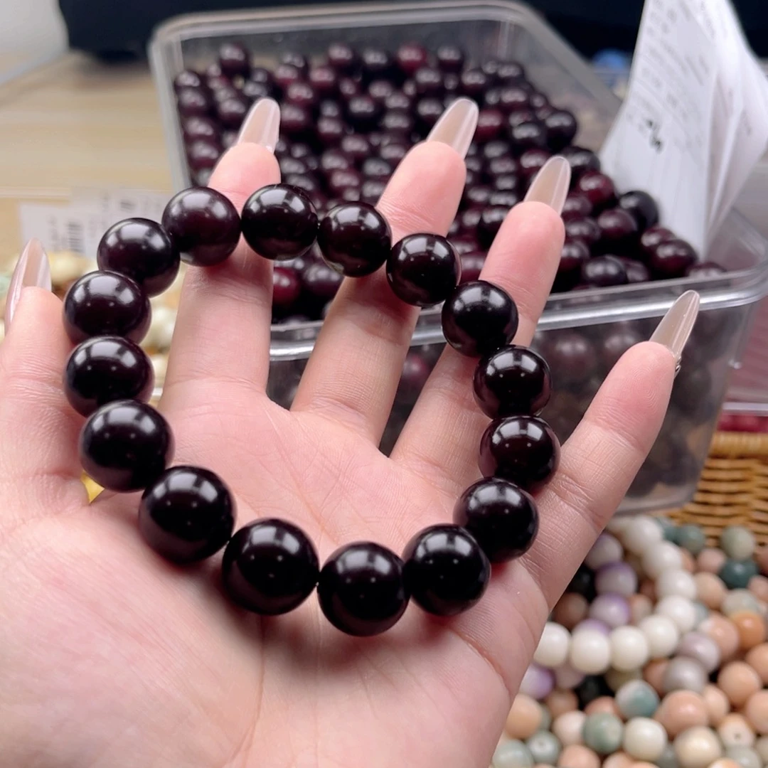 白玉菩提吊坠c15.5mm50+10颗。溏心