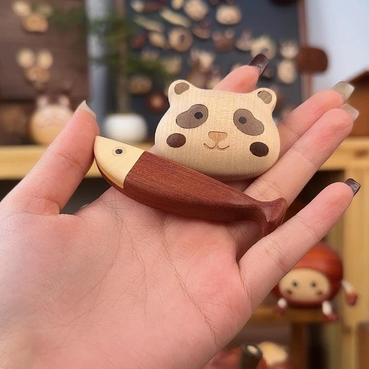 金丝檀秋刀鱼和小熊