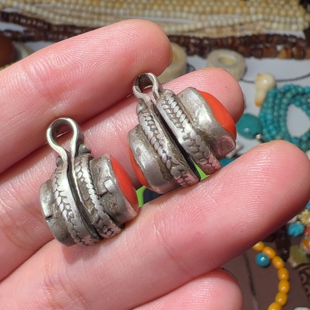 倔***卜琉璃吊坠（不含链）