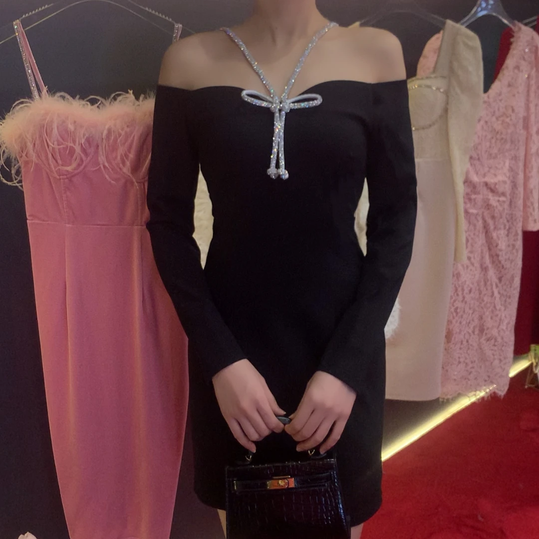 魅鹊 50985 迷人小妖精短款小众蝴蝶结修身显瘦连衣裙