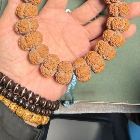 把件金刚菩提五星梅花大金刚夹板手持，25左右，深度清理