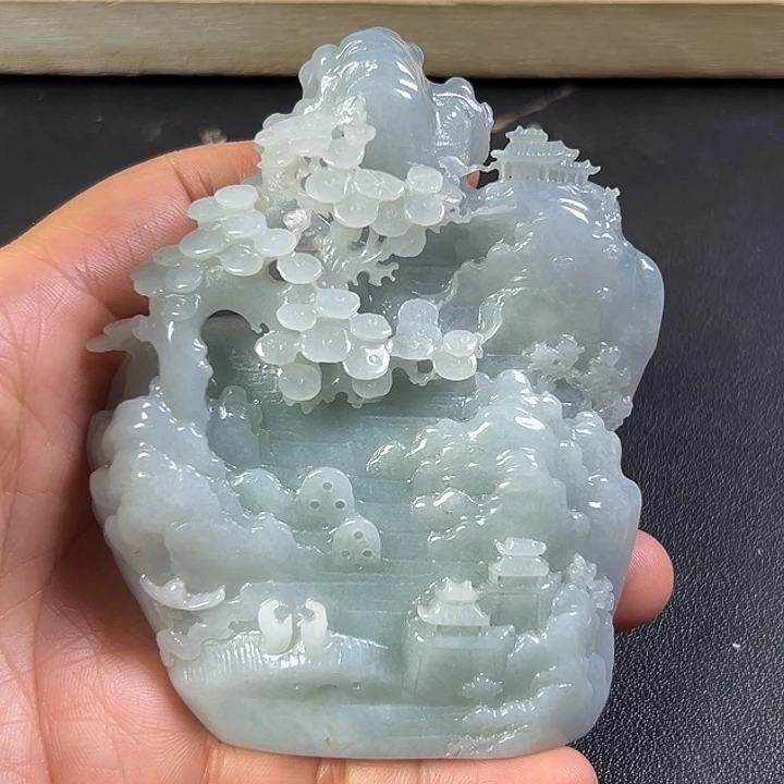 翡翠未镶嵌摆件翡翠