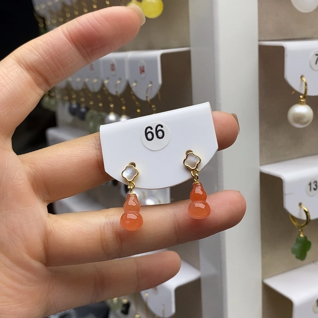 南红玛瑙银S925镶嵌耳饰