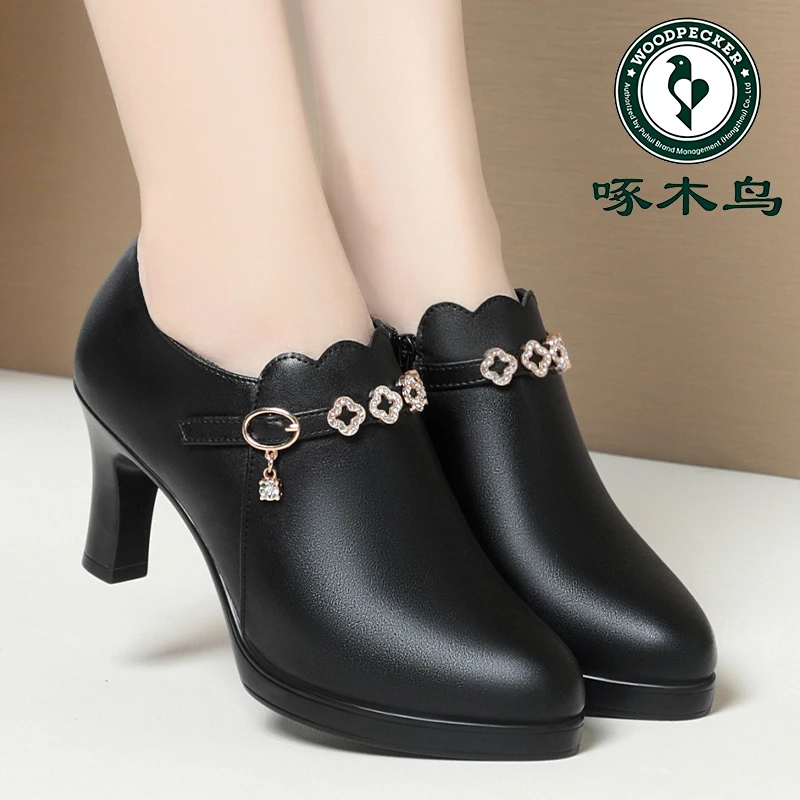 啄木鸟女鞋百搭深口单鞋春秋新款妈妈鞋舒适不累脚高跟鞋女士皮鞋
