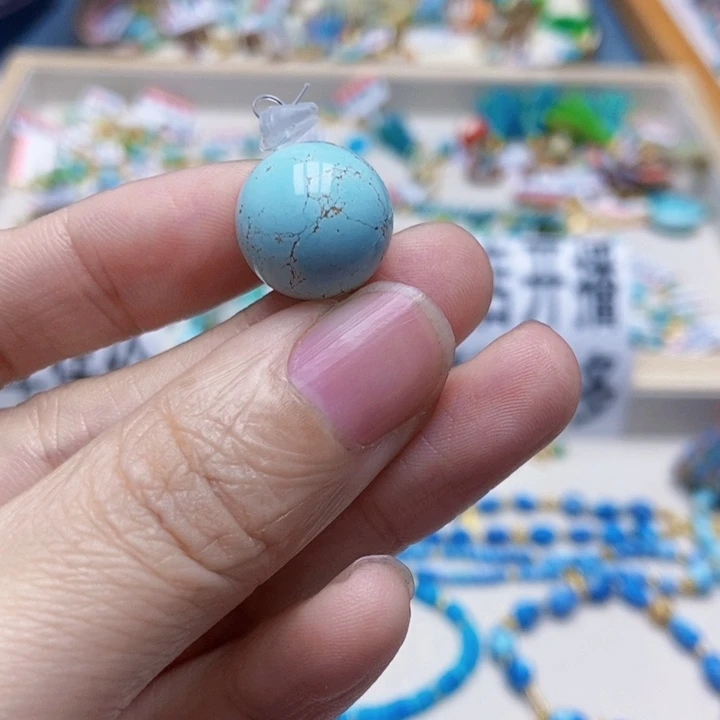 绿松石未镶嵌颈饰4