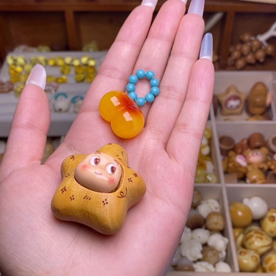 猴头核桃吊坠星星爱心绿卡环