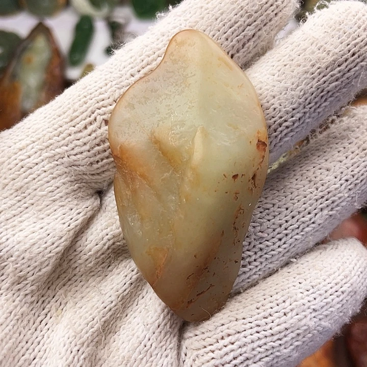 岫岩河磨玉(透闪石质玉)颈饰未镶嵌
