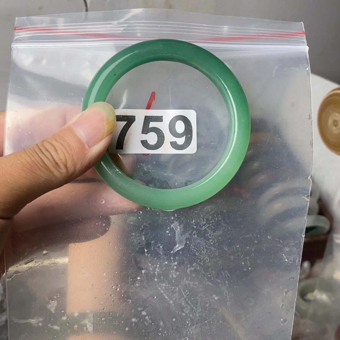 ～***～石英质玉手镯未镶嵌5556
