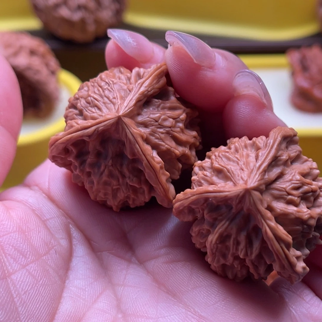 文玩核桃吊坠十*?聚宝盆等各种各样风格迥的建筑和建筑