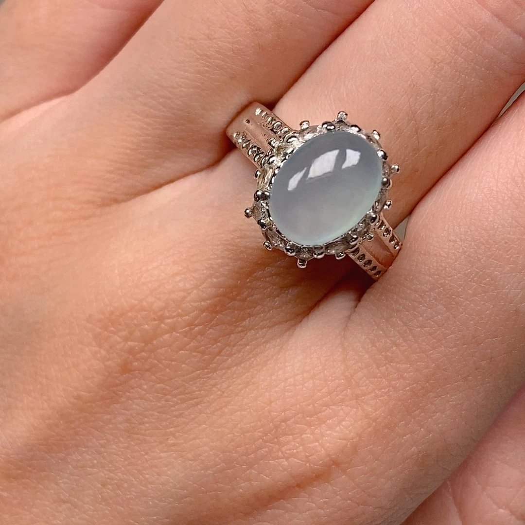 翡翠戒指未镶嵌蓝冰