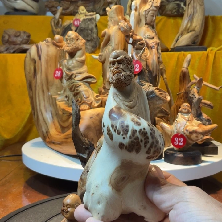 柏木（崖柏）崖柏  达摩