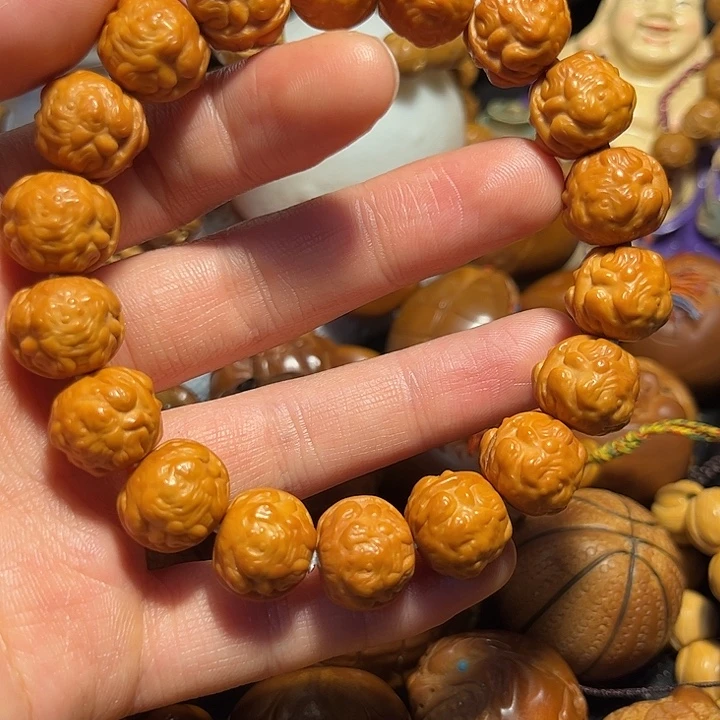 橄榄核手串/手链猴头蝉王