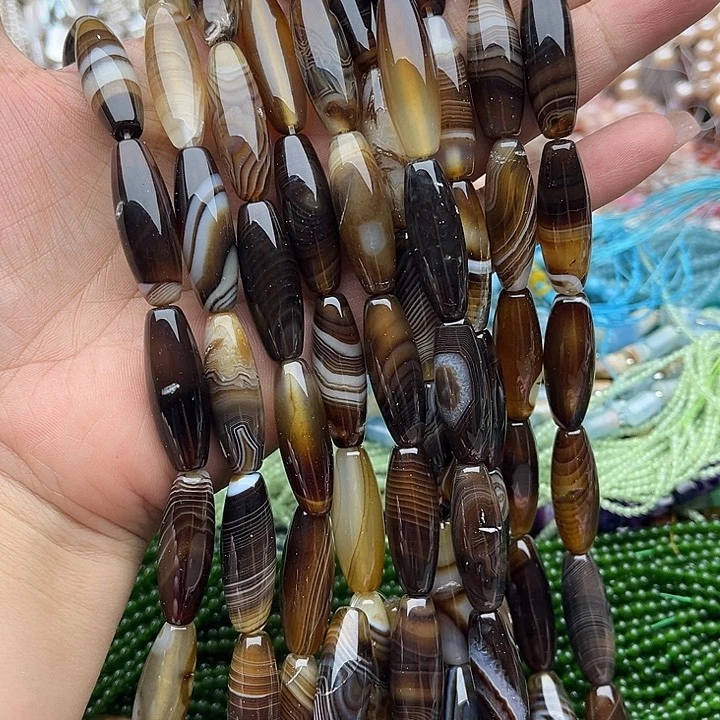 玛瑙/玉髓未镶嵌珠宝半成品10/30mm玛瑙几颗有瑕