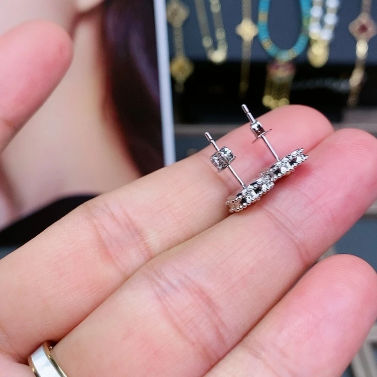 【闪购商品】铜合金合金锆石小草耳钉