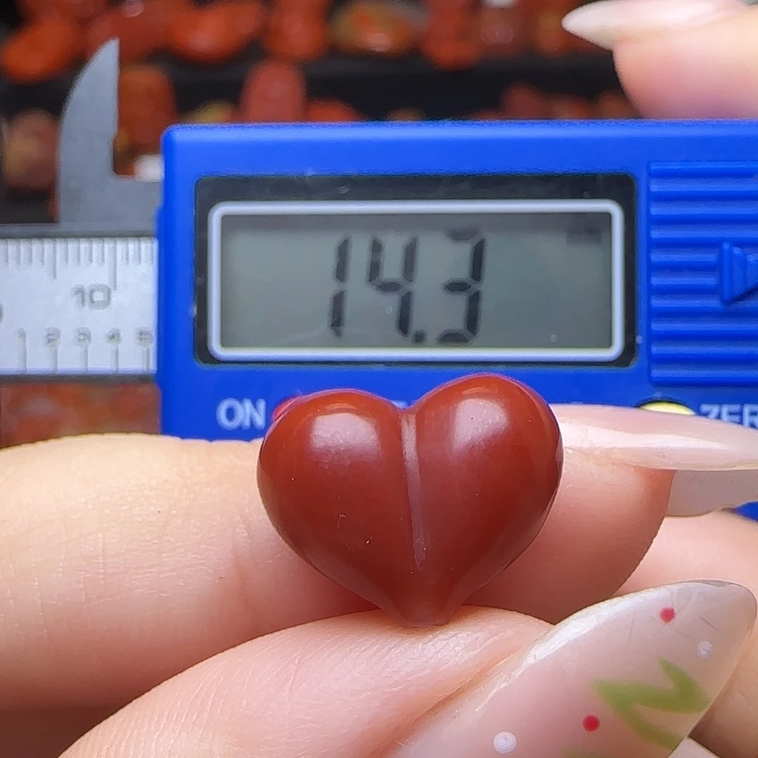 南红玛瑙未镶嵌颈饰