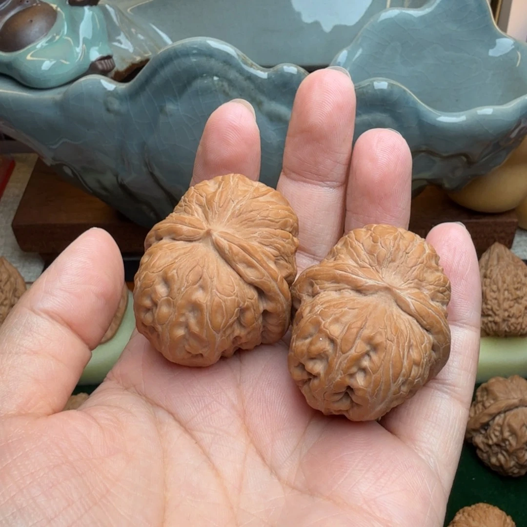 ****开核桃文玩核桃吊坠平谷元宝43