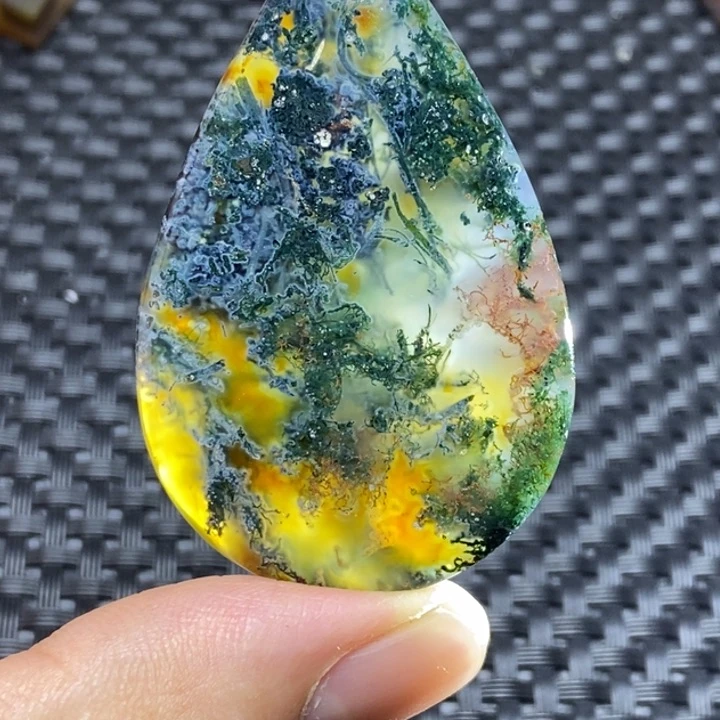 玛瑙/玉髓颈饰未镶嵌奔***望