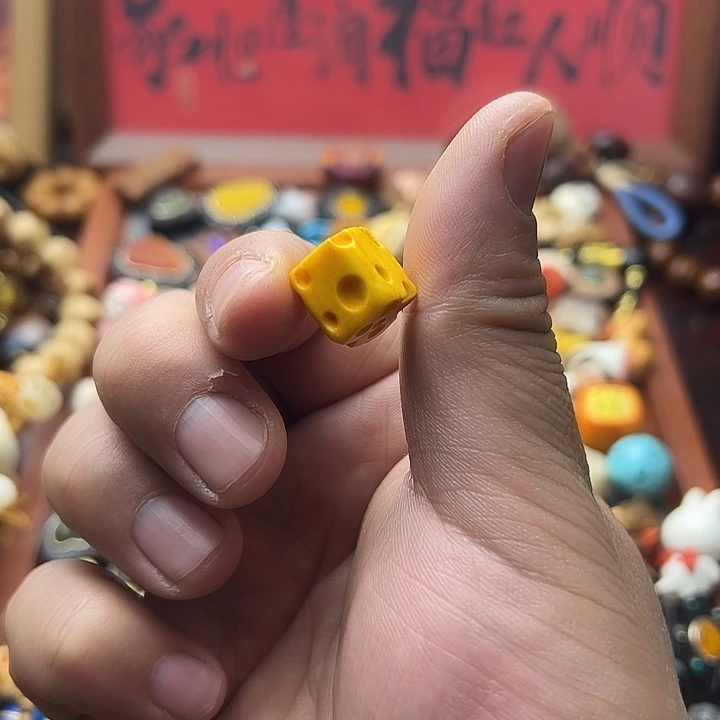 非金属根付方块奶酪