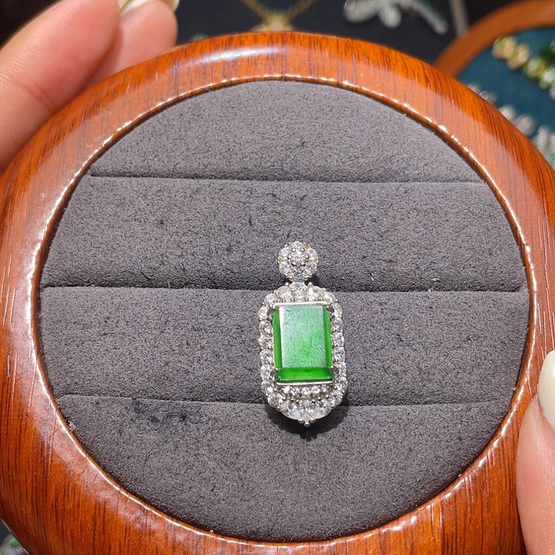 翡翠银S925镶嵌颈饰