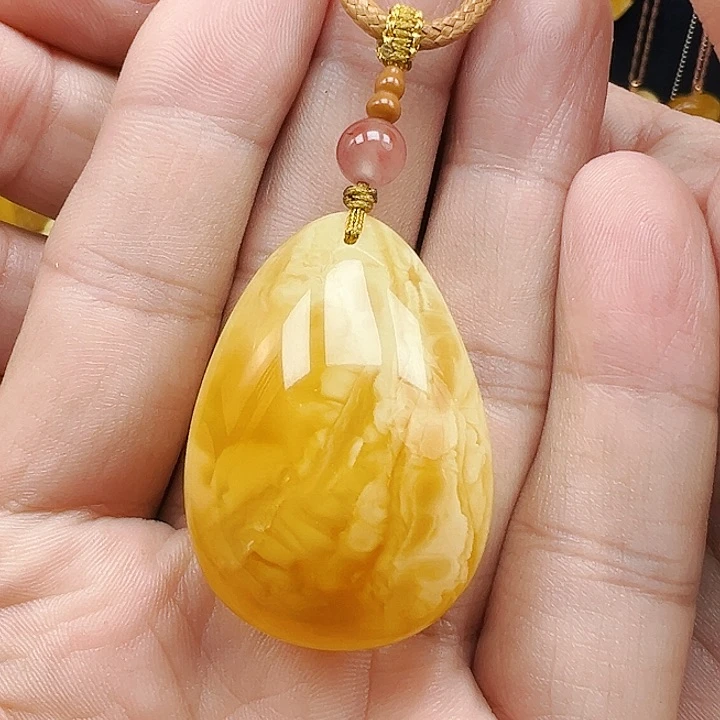 蜜蜡颈饰未镶嵌水滴15克