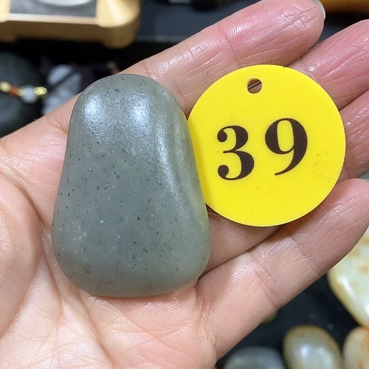 未镶嵌和田玉（糖玉）挂件