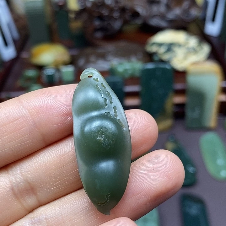 岫岩老玉（透闪石质玉）未镶嵌挂件