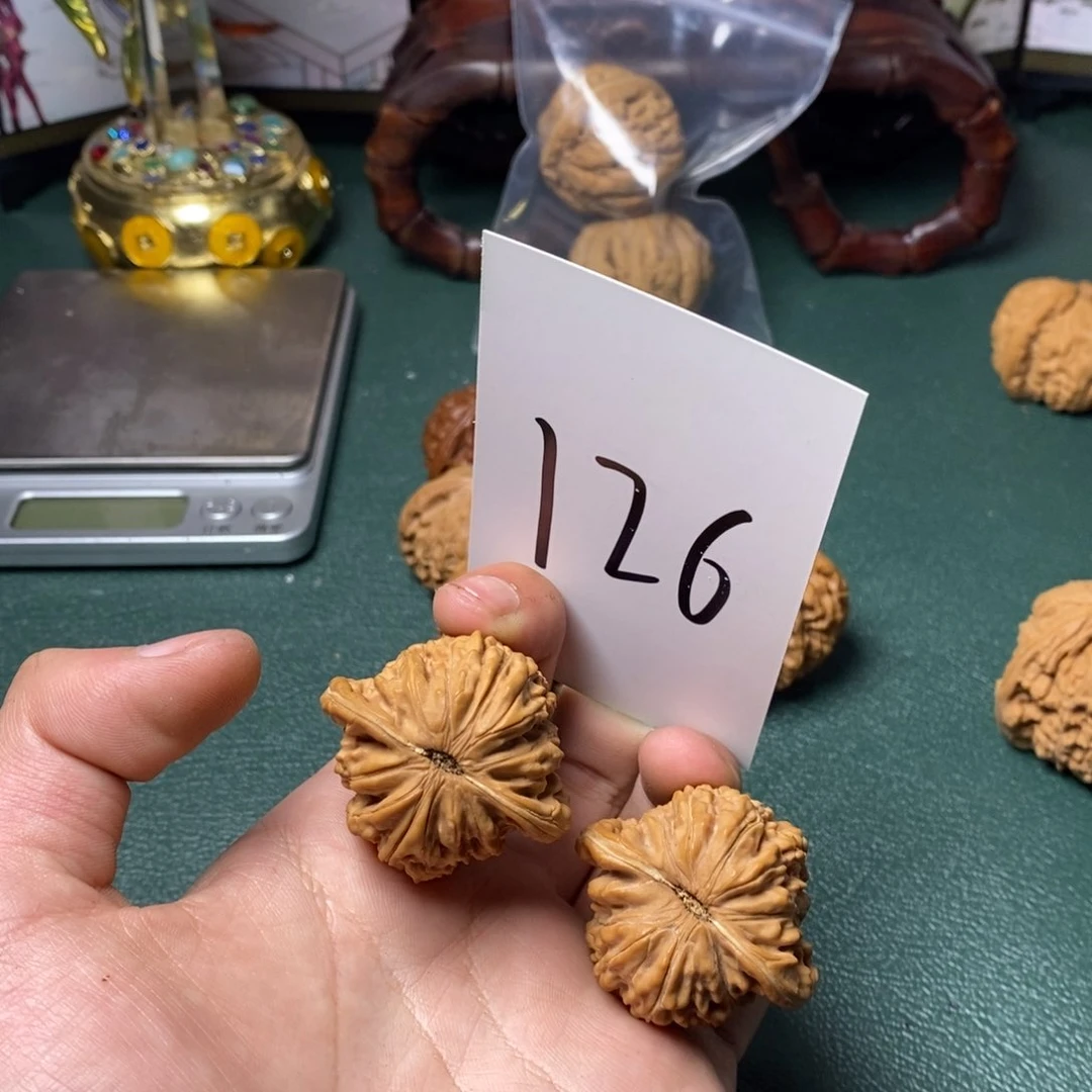 文玩核桃吊坠逆*行楼子126