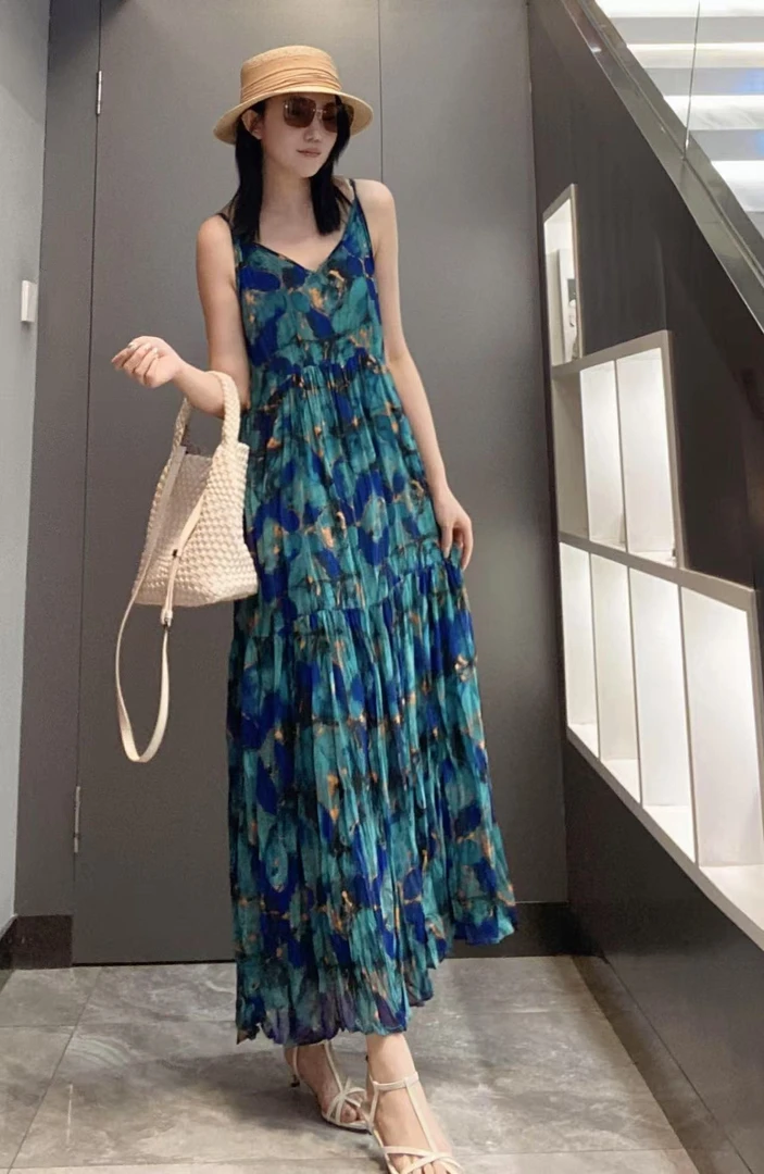 Danjun“度假风碎花”吊带连衣裙