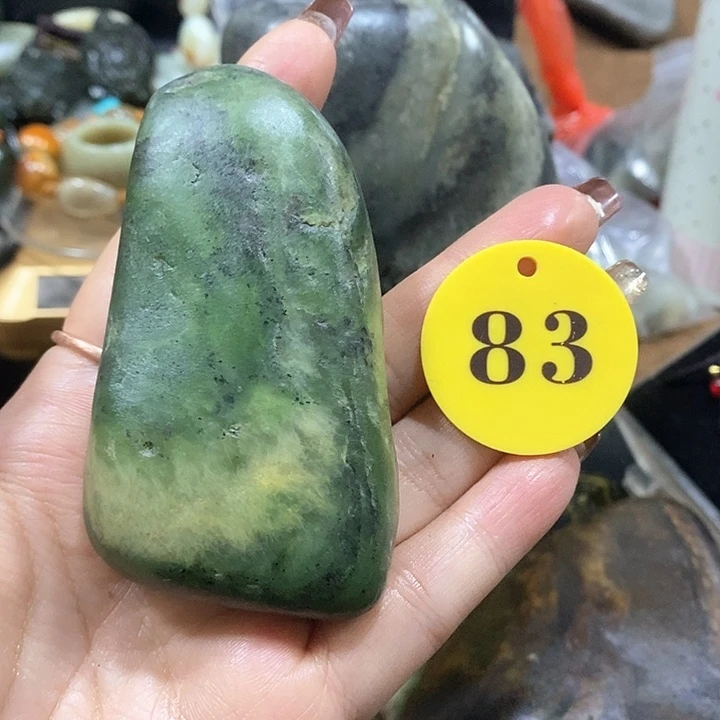 未镶嵌和田玉（糖玉）挂件