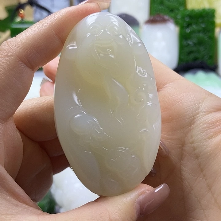 颈饰未镶嵌和田玉