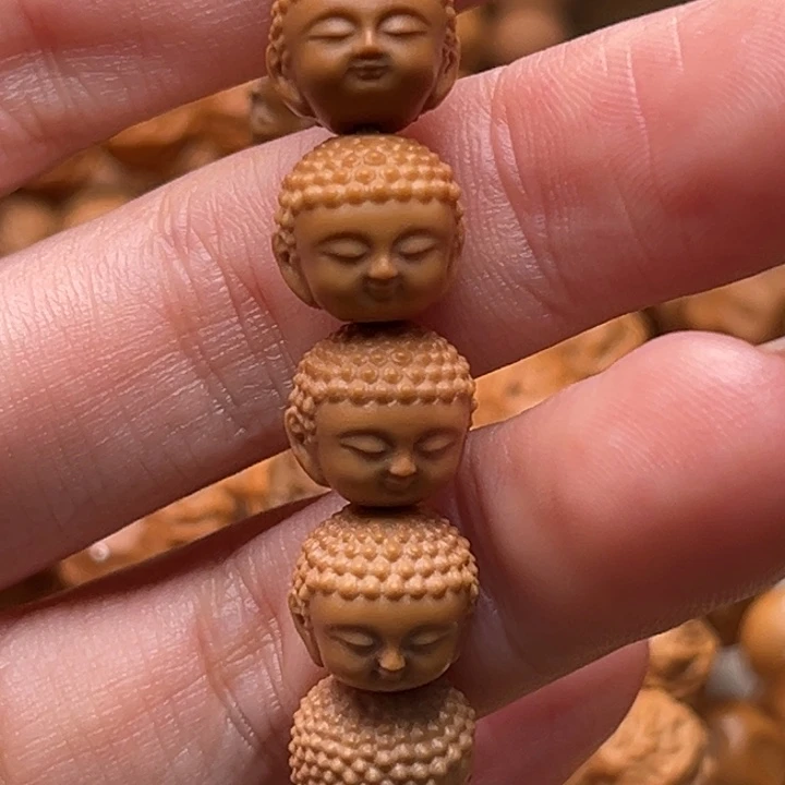 体验款小宝宝佛10左右