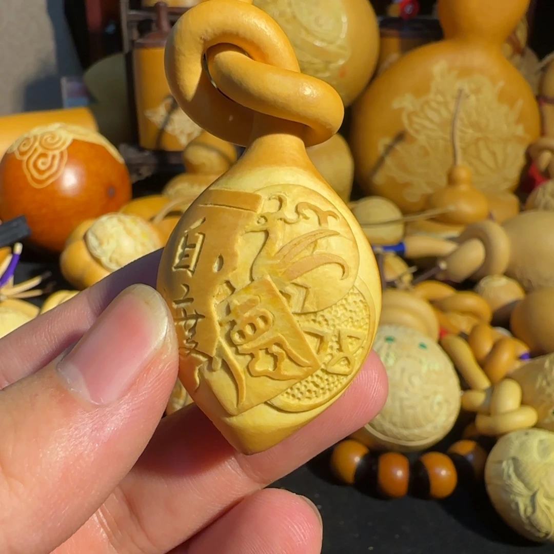 有机玻璃金辉堆葫芦雕刻