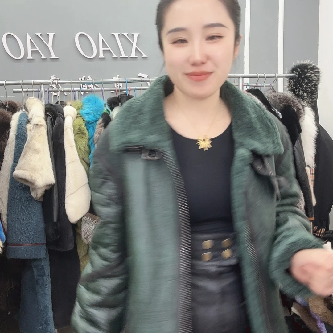 姚小妖家高端皮草