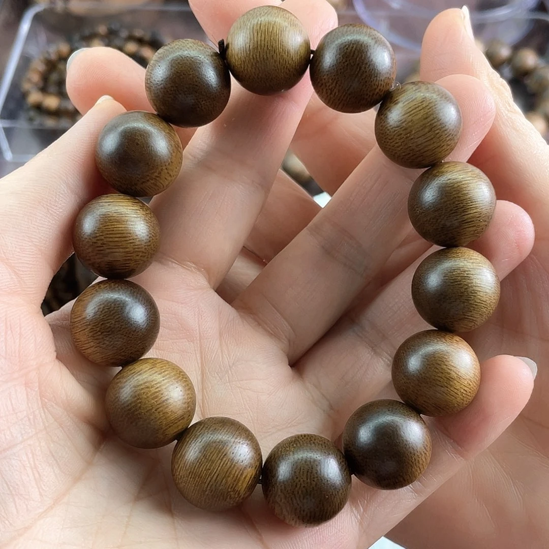 沉香手串夜*越南芽庄白棋