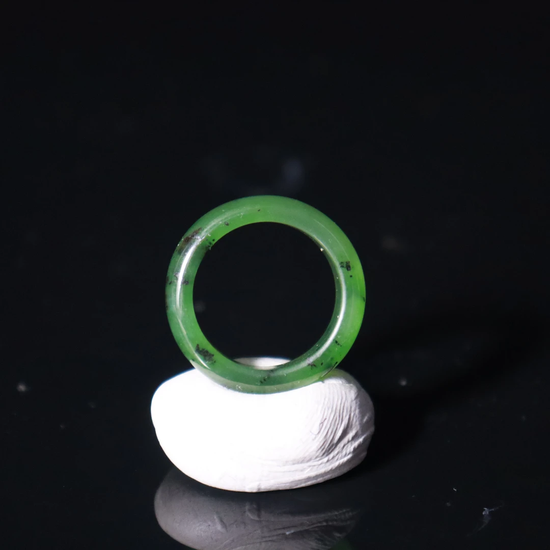 Tgz02二十世纪中期 和田碧玉指环