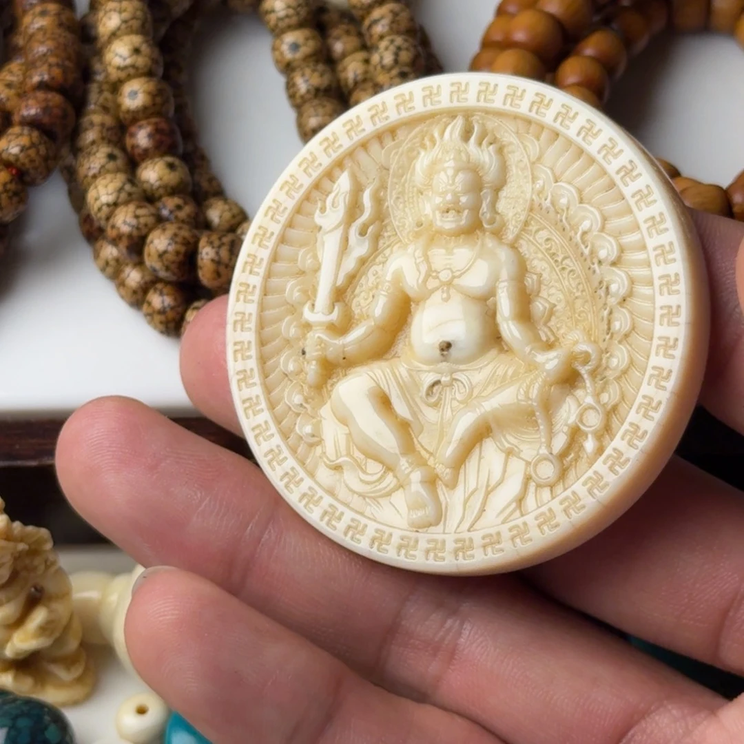 琉璃/树脂/塑料类藏传配饰